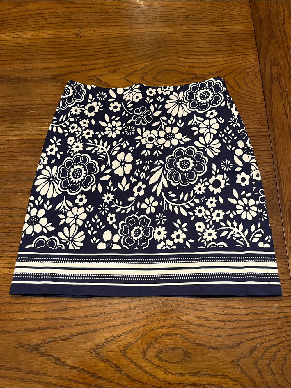 Talbots CLASSIC COTTON A-LINE SKIRT - FLORAL, size 0P